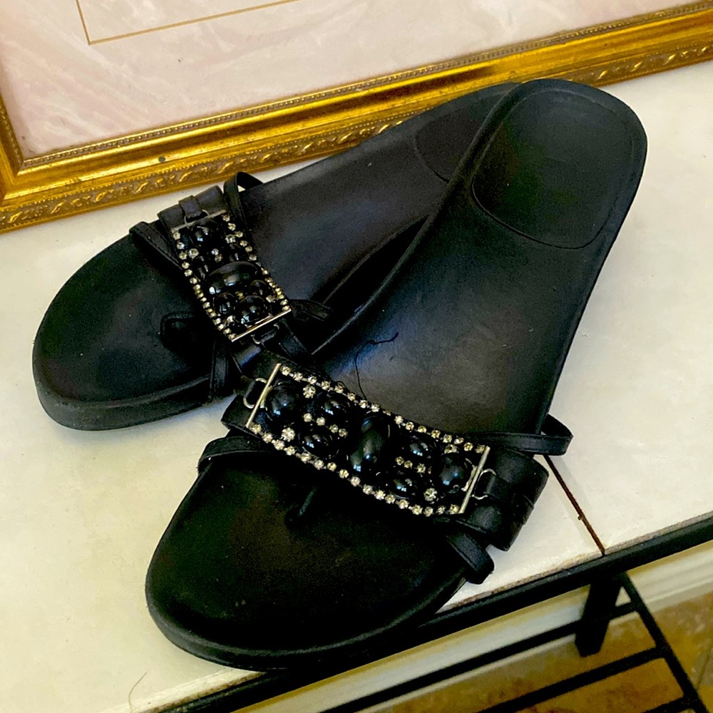 Black stones crystals slides made in Spain